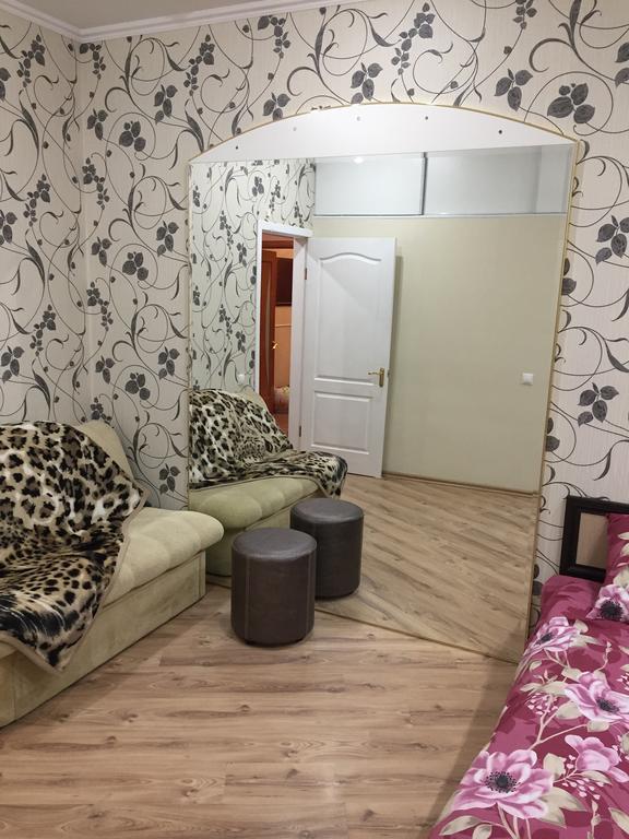 Apartment On Ploschad Pobedy Мінськ Екстер'єр фото